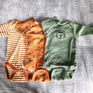 Long Sleeve Onesie Bundle 0-3 Lot